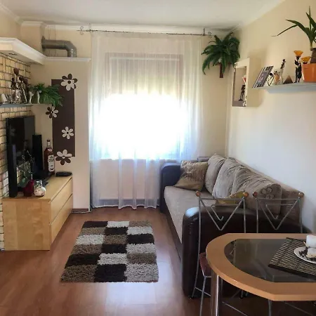 Szandra Nyaralohaz Apartment